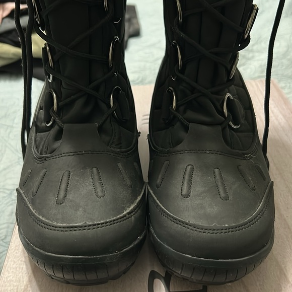 Women’s Bearpaw Cassie Boots - Picture 4 of 9